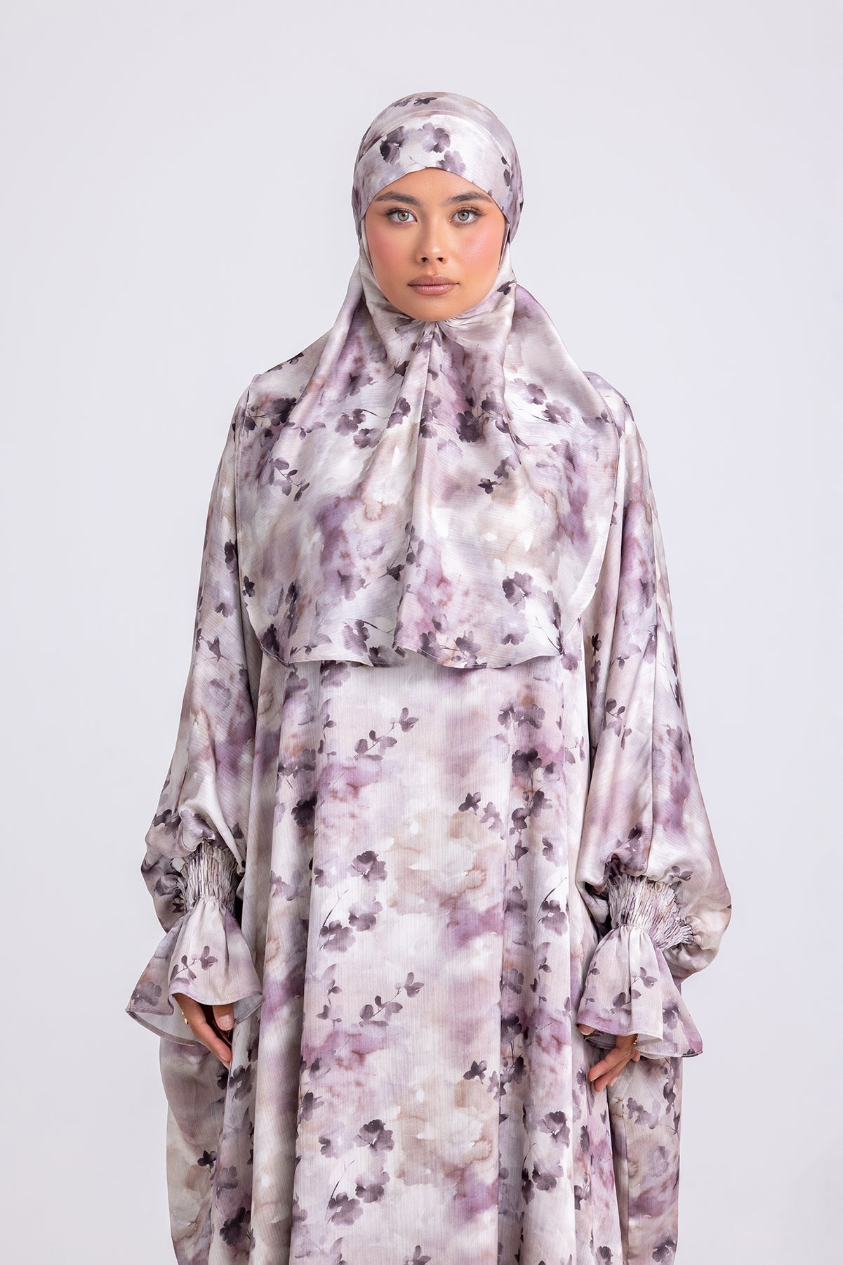 Zaynab Abaya and Matching Hijab Prayer Set- Lilac Paradise