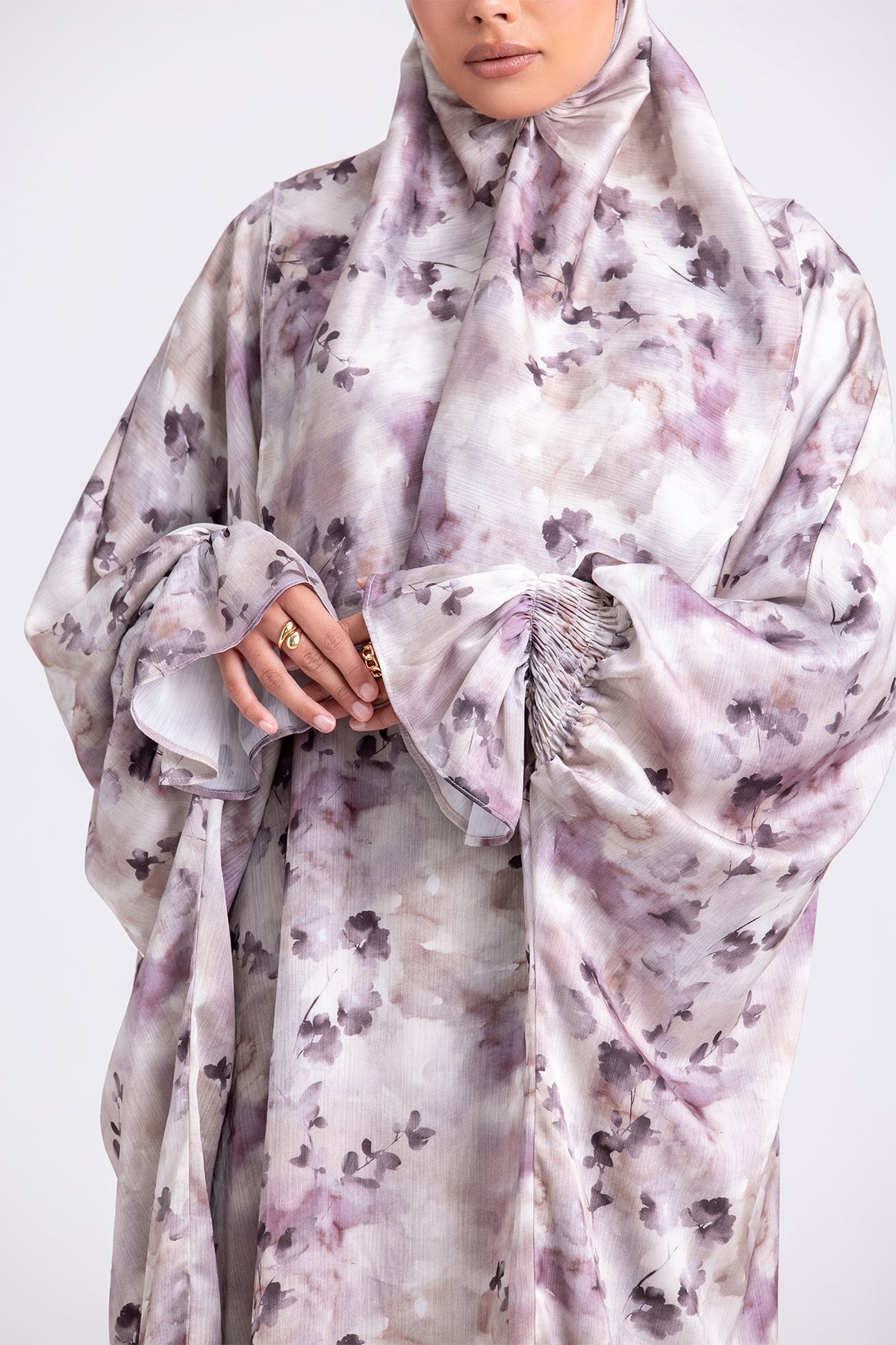 Zaynab Abaya and Matching Hijab Prayer Set- Lilac Paradise